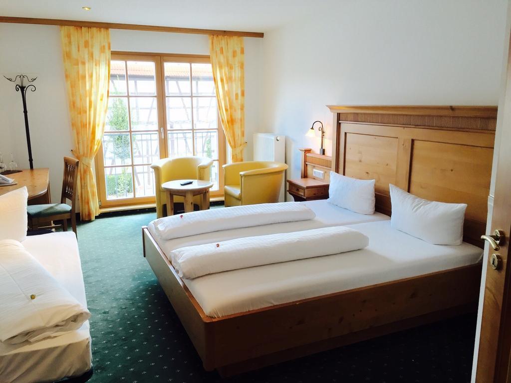 Hotel Ochsen Friesenheim  Kamer foto