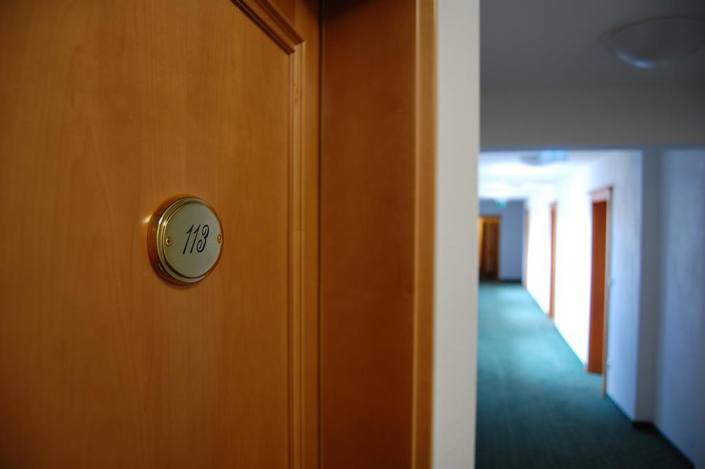 Hotel Ochsen Friesenheim  Kamer foto