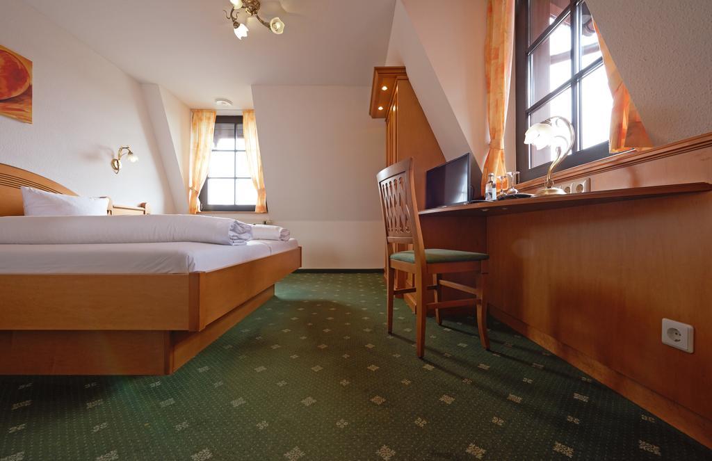 Hotel Ochsen Friesenheim  Buitenkant foto