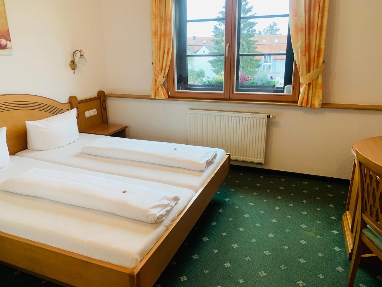 Hotel Ochsen Friesenheim  Buitenkant foto