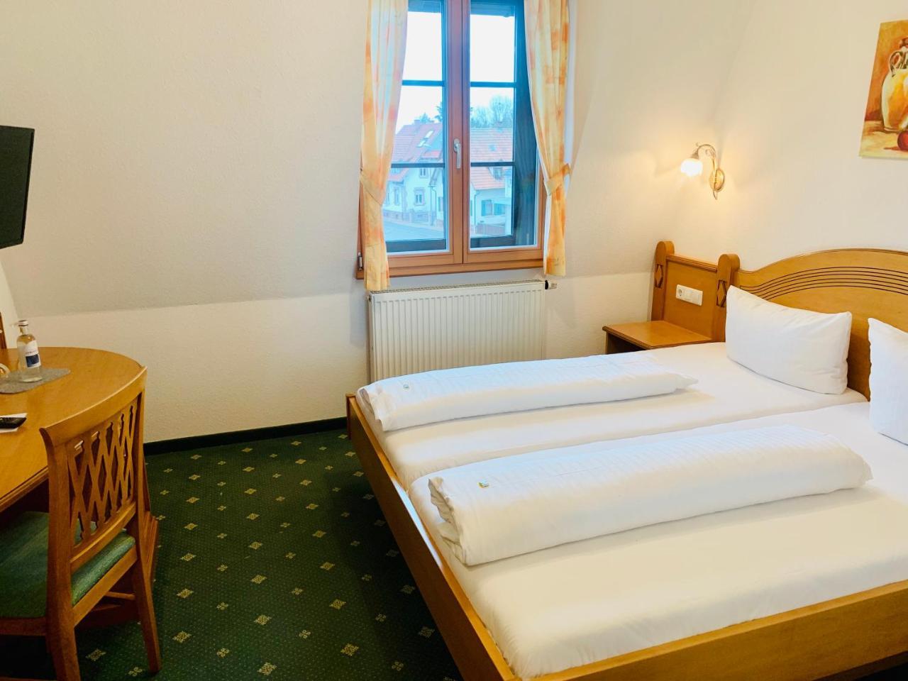 Hotel Ochsen Friesenheim  Buitenkant foto